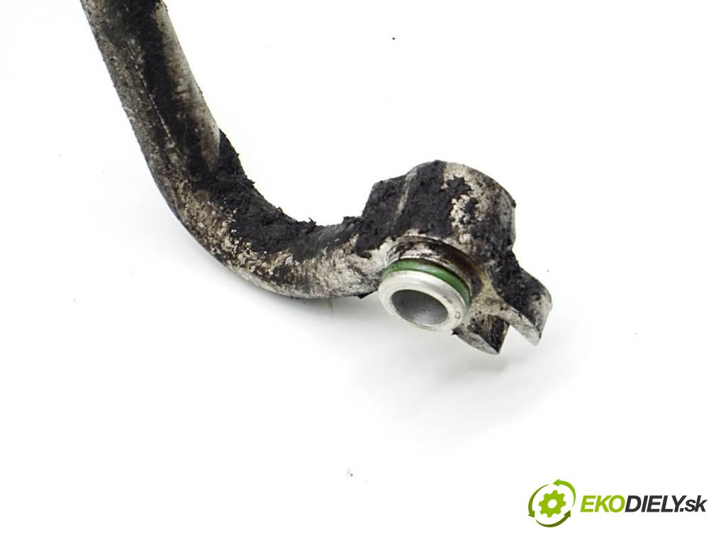 Jeep Grand Cherokee WJ    LIFT 2.7CRD 163KM 98-04  rúrka klimatizace  (Rozvody klimatizace)