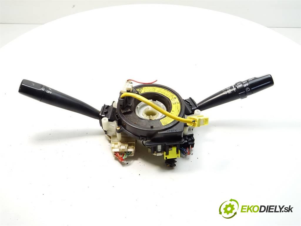 Toyota Corolla E11  1997  HATCHBACK 5D 1.4B 86KM 97-02 1300 Prepínač kombinovaný  (Prepínače, spínače, tlačidlá a ovládače kúrenia)