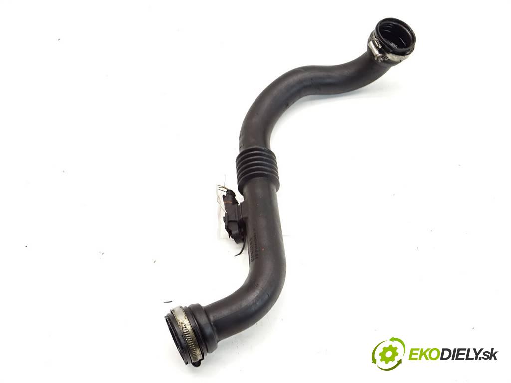 Renault Megane II  2003 88 kW HATCHBACK 5D 1.9DCI 120KM 02-08 1900 Rúra hadice turba 8200201617A (Hadice intercoolera)