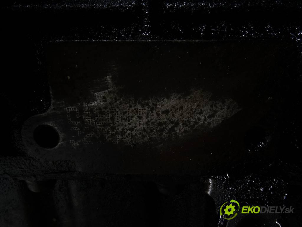 Volvo V50  2006 100 kW KOMBI 5D 2.0D 136KM 04-12 2000 motor D4204T (Motory (kompletní))