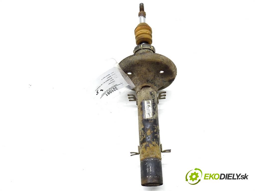 Volkswagen Golf IV  1999 55 kW HATCHBACK 5D 1.4B 75KM 97-03 1400 Tlmič predný pravy  (Ostatné)