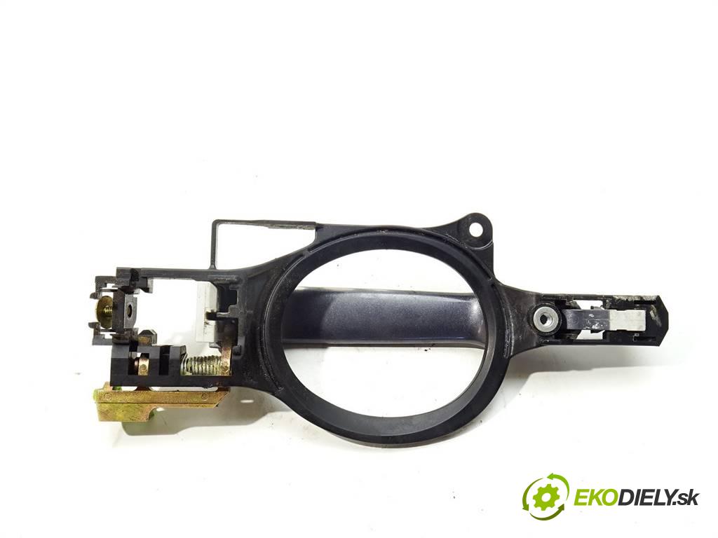 Mitsubishi Outlander II  2007 103 kW 2.0DI-D 140KM 06-12 2000 Kľučka predný ľavá strana vonkajšia  (Vonkajšie predné ľavé)