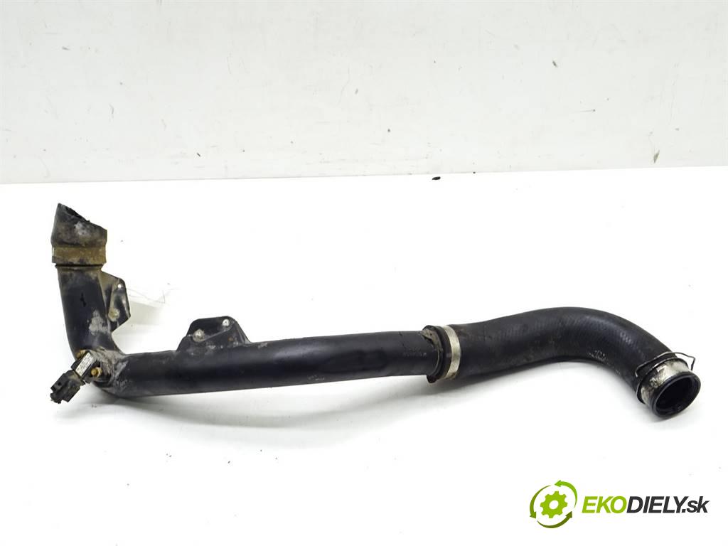 Mitsubishi Outlander II  2007 103 kW 2.0DI-D 140KM 06-12 2000 Rúra hadice trubka vzduchu 1505A109 (Hadice chlazení vzduchu)