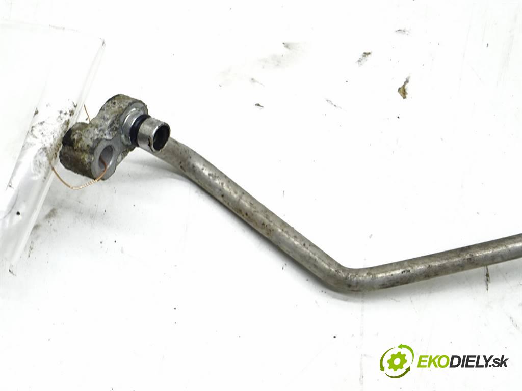 Toyota Corolla E12    HATCHBACK 5D 1.6VVTI 110KM 02-07  rúrka klimatizace  (Rozvody klimatizace)