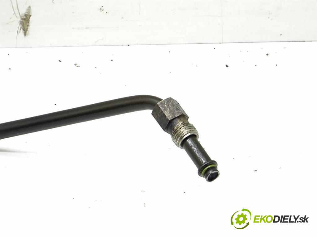 Volvo XC90 I  2003 200 kW 2.9T T6 272KM 02-06 3000 hadica servočerpadlo  (Rúrky, hadice servočerpadla)