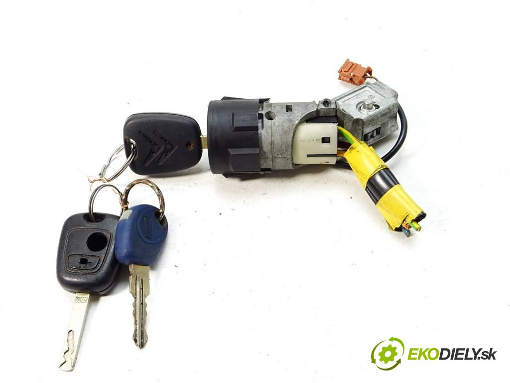 Citroen C3  2003 50 kW HATCHBACK 5D 1.4HDI 68KM 02-09 1400 spínačka  (Spínací skříňky a klíče)