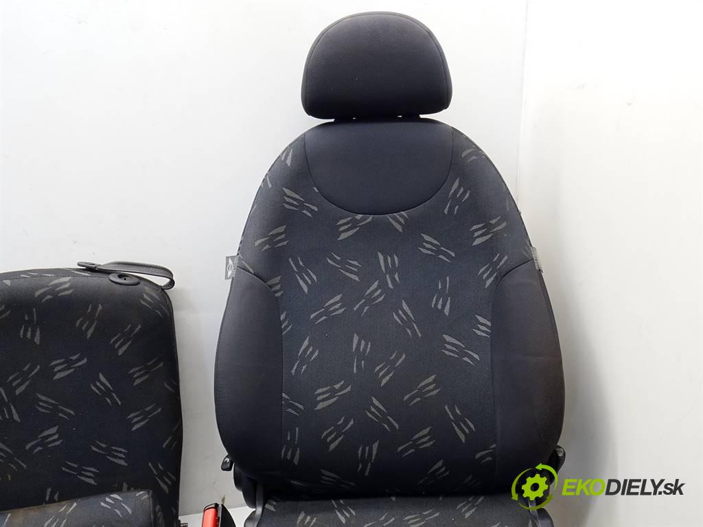 Mini One  2006 66 kW COOPER R50 R52 R53 CABRIO 1.6B 90KM 04-08 1600 Sedadlá, sedačky Sedadlo