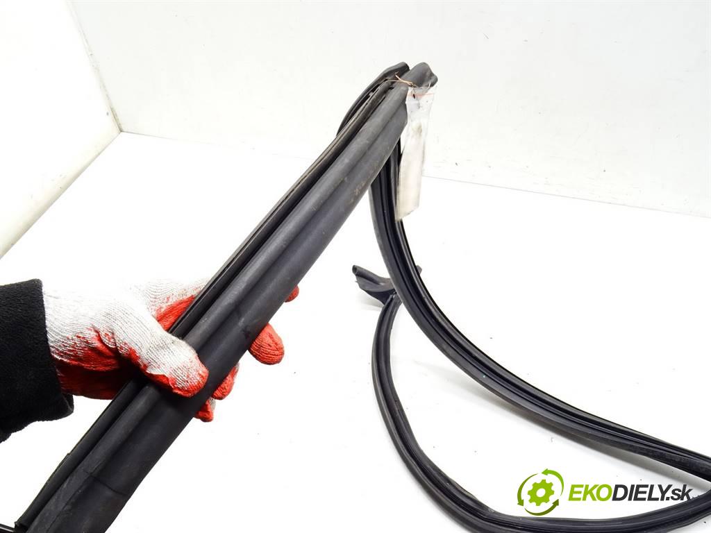 Mini One    COOPER R50 R52 R53 CABRIO 1.6B 90KM 04-08  tesnenie strechy