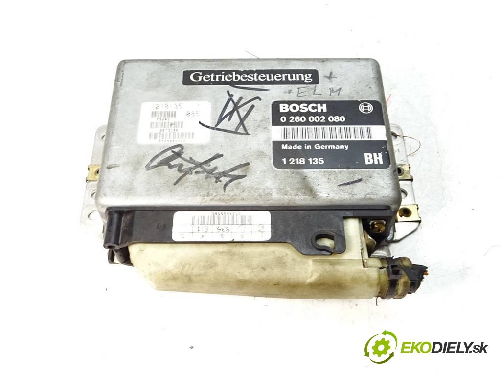 BMW 7 E32    SEDAN 4D 3.5B 211KM 86-94  Riadiaca jednotka 0260002080 1218135