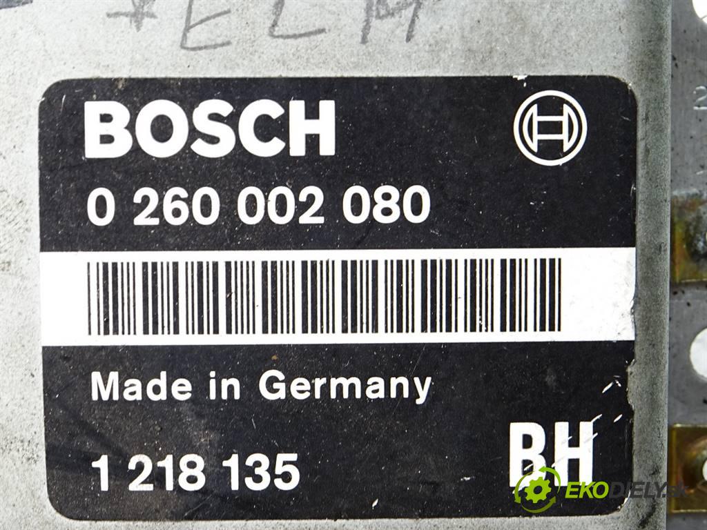BMW 7 E32    SEDAN 4D 3.5B 211KM 86-94  Riadiaca jednotka 0260002080 1218135