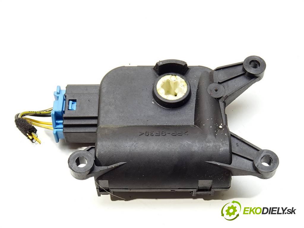 Volkswagen Passat B7    SEDAN 2.0TDI 170KM 11-18  Motorček kúrenia 3C0907511A (Motorčeky kúrenia)