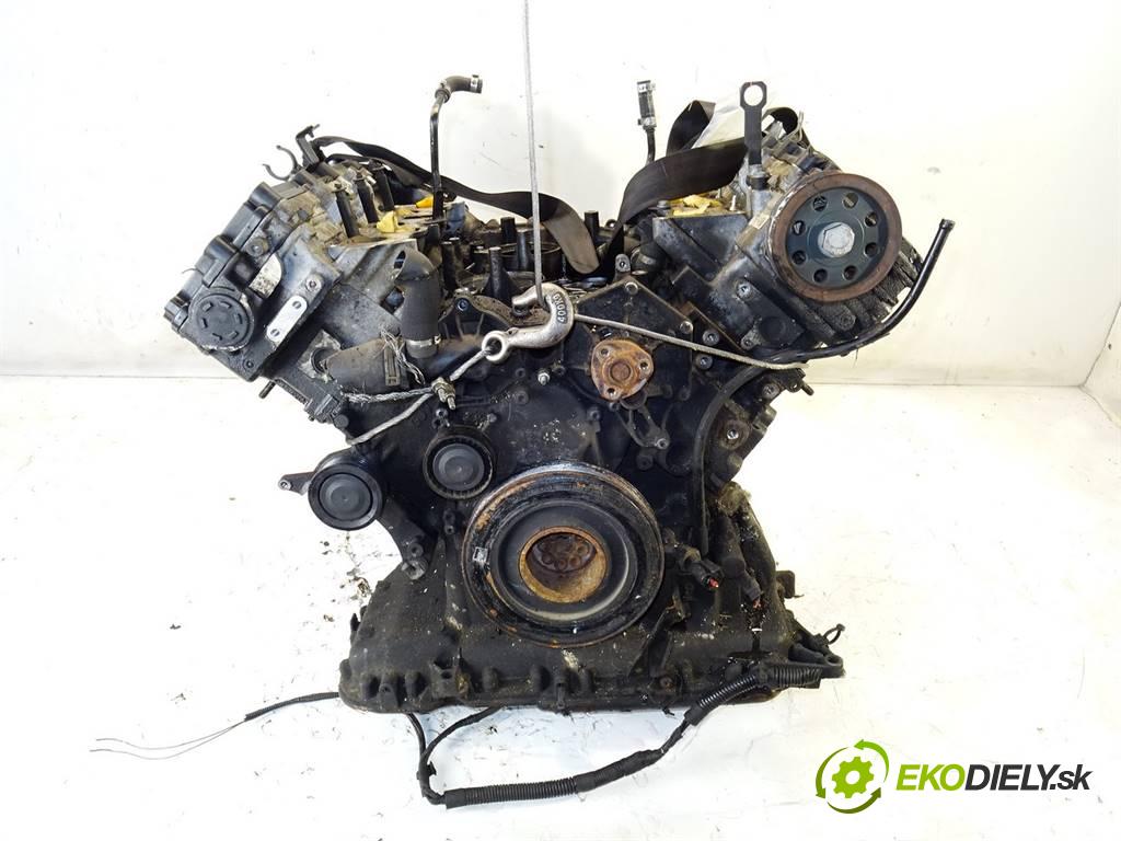 Audi A4 B8  2009 176 kW QUATTRO KOMBI 5D 3.0TDI 240KM 08-15 3000 motor CCWA (Motory (kompletní))