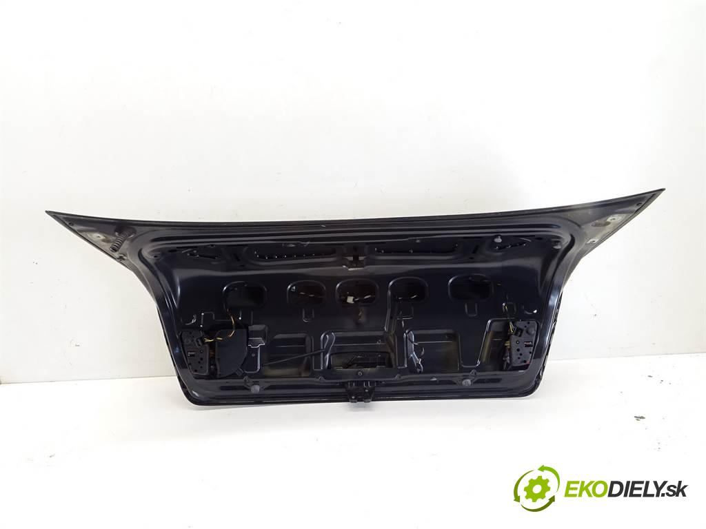 BMW 3 E46  2002 110 kW LIFT SEDAN 4D 2.0D 136KM 01-07 2000 zadní část kapota  (Zadní kapoty)