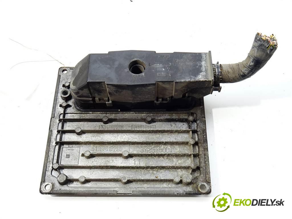 Ford Fiesta V  2003 55KW HATCHBACK 5D 1.25B 75KM 02-08 1242 riadiaca jednotka Motor 3S61-12A650-CA (Riadiace jednotky)