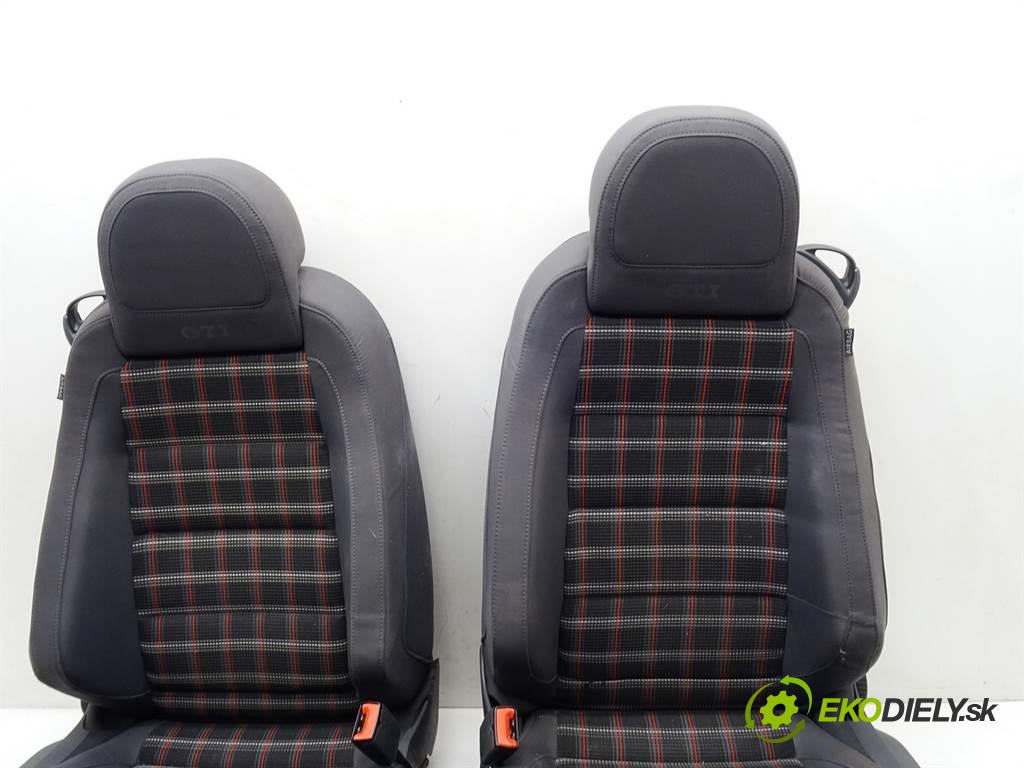 Volkswagen Golf V  2007 147KW GTI HATCHBACK 3D 2.0TFSI 200KM 03-09 1984 Sedadlá, sedačky Sedadlo GTI