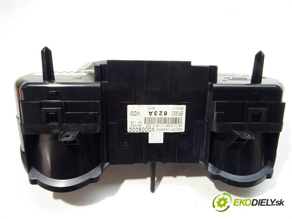 Seat Altea XL  2007 75 kW 1.6B 102KM 04-15 1600 Prístrojovka 5P0920823A (Prístrojové dosky, displeje)