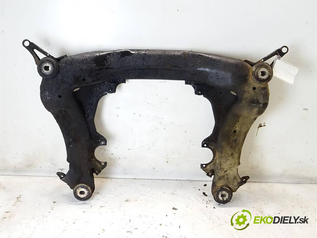 Audi A6 C5    KOMBI 5D 2.5TDI 150KM 97-04  výztuha pod motor 4B0399313AF (Výztuhy přední)