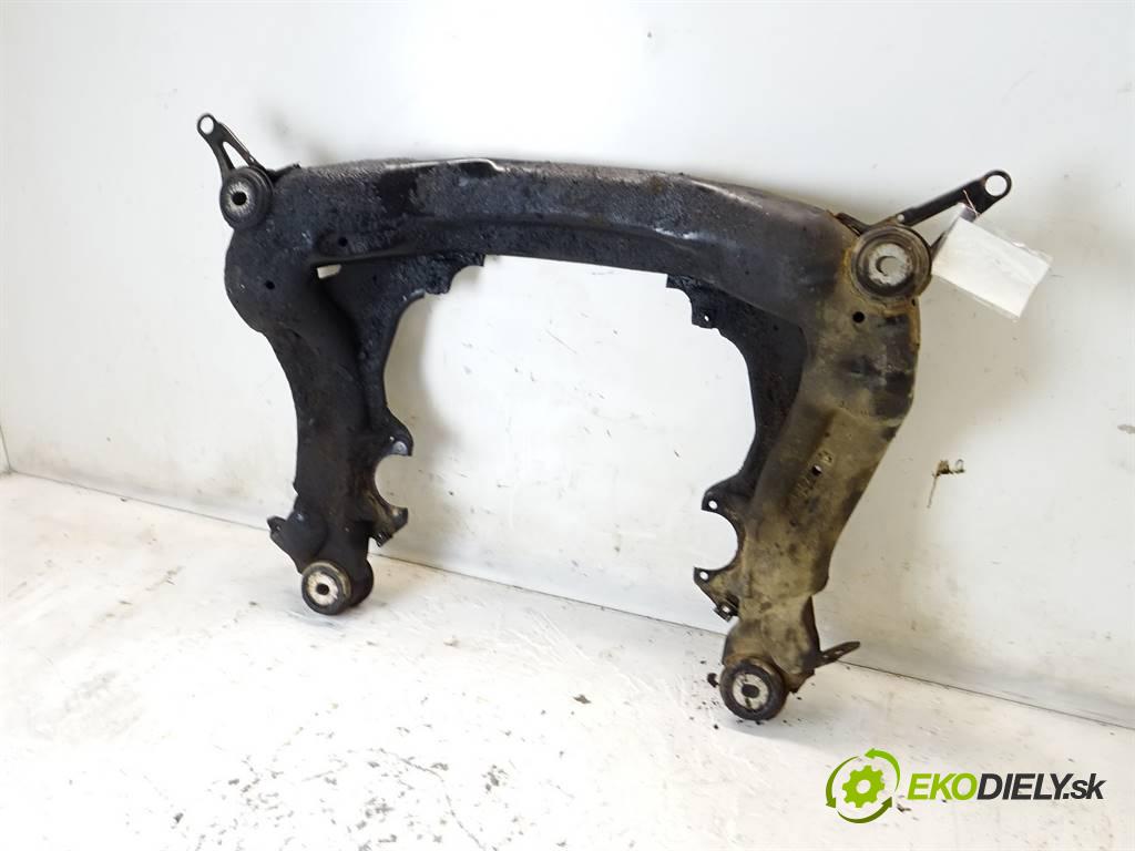 Audi A6 C5    KOMBI 5D 2.5TDI 150KM 97-04  výztuha pod motor 4B0399313AF (Výztuhy přední)