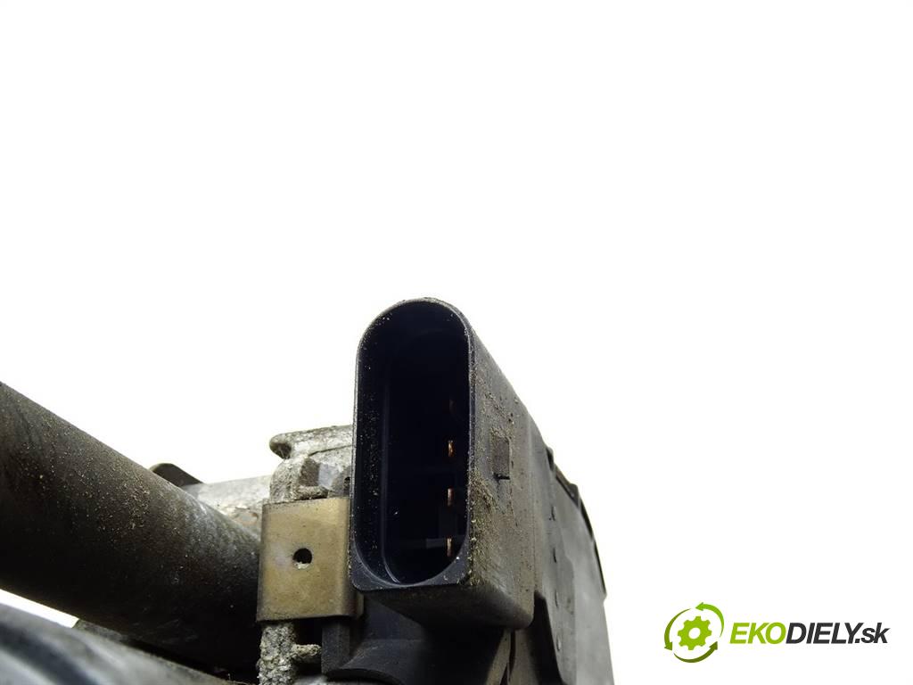 Skoda Octavia II    LIFTBACK 5D 2.0TDI 140KM 04-08  mechanismus stěračů přední část 1Z1955119A (Motorky stěračů)