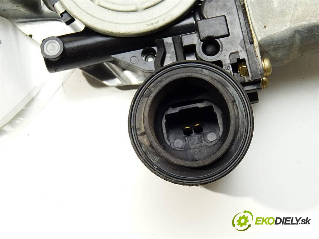 Toyota Yaris  2001 50 kW HATCHBACK 3D 1.0VVTI 68KM 99-05 1000 mechanismus okna přední část levý 85720-52020