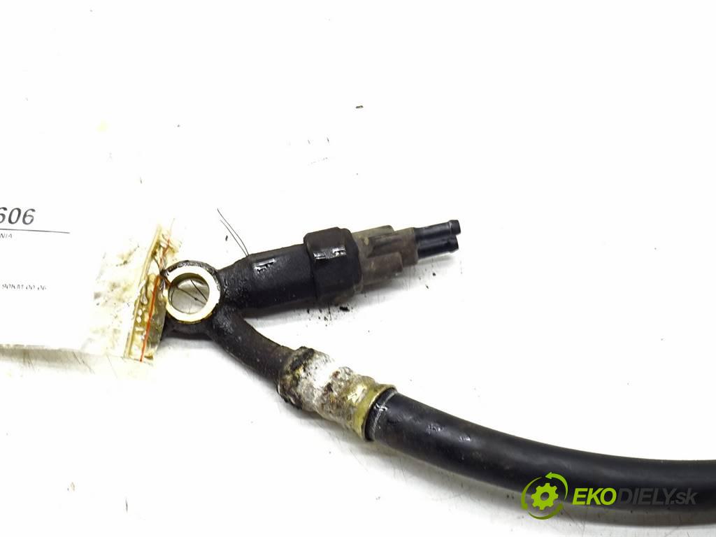 Nissan Almera N16  2000 66 kW HATCHBACK 5D 1.5B 90KM 00-06 1500 hadica servočerpadlo  (Rúrky, hadice servočerpadla)