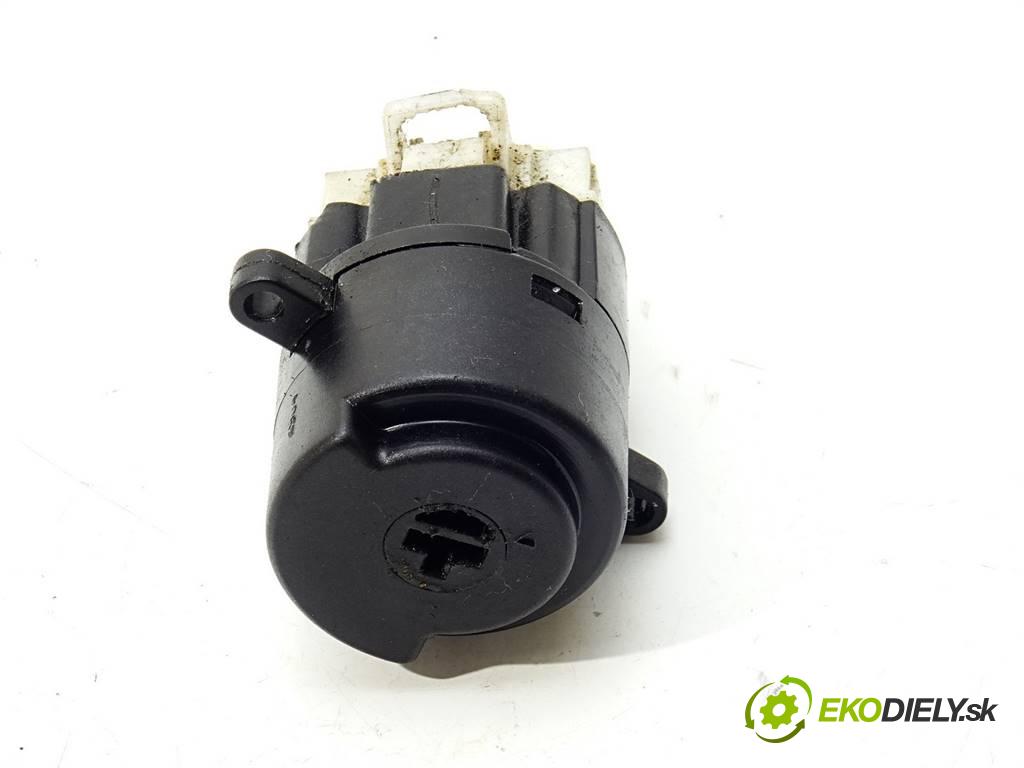 Nissan MICRA K12  2003 48 kW HATCHBACK 5D 1.5DCI 65KM 02-07 1500 Kocka, vložka spínacej skrinky  (Spínacie skrinky a kľúče)