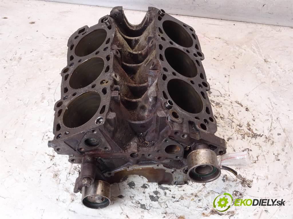 Mitsubishi Triton    L200 3.0B 4WD 167KM 96-06  blok Motor 6G72 (Blok motora)