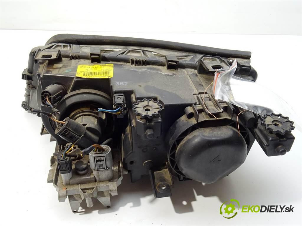 BMW 3 E46  2002 110 kW KOMBI 5D 2.0D 150KM 01-07 2000 Svetlomet pravy 6910968 (Pravé)