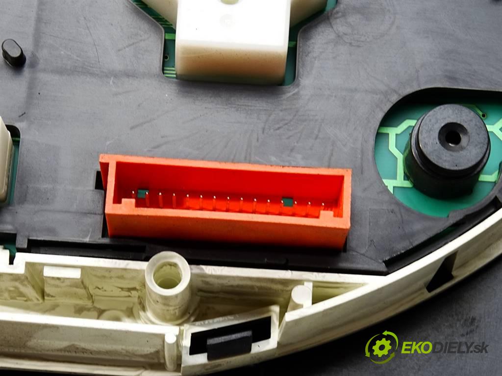 Renault Vel Satis  2003 130 kW 3.0DCI 177KM 01-09 3000 Prístrojovka 8200001376A 8200263367 (Prístrojové dosky, displeje)