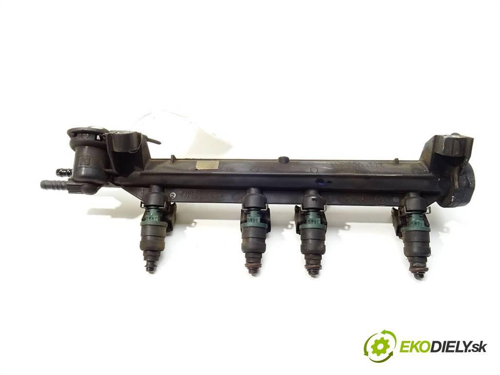 Audi A3 8L  1997 74 kW HATCHBACK 3D 1.6B 101KM 96-00 1600 Lišta vstrekovacia Vstrekovacie ventily 06A133317A (Vstrekovacie lišty)