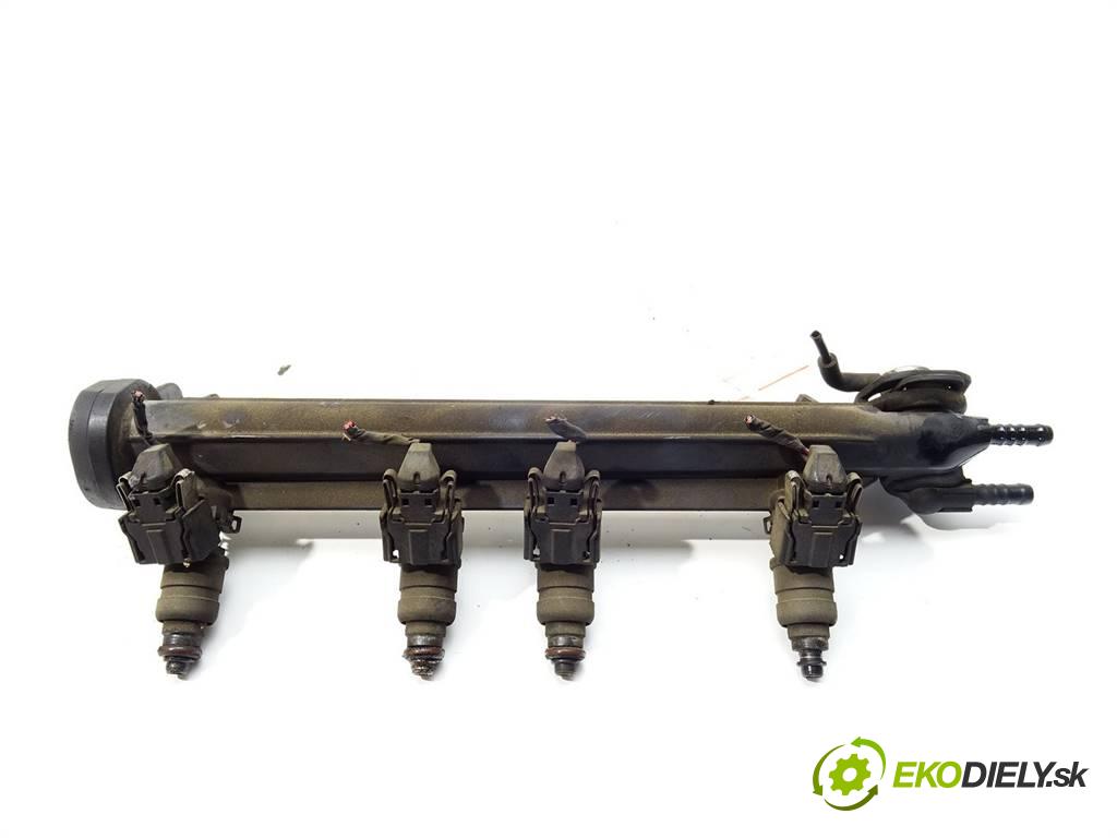 Audi A3 8L  1997 74 kW HATCHBACK 3D 1.6B 101KM 96-00 1600 Lišta vstrekovacia Vstrekovacie ventily 06A133317A (Vstrekovacie lišty)