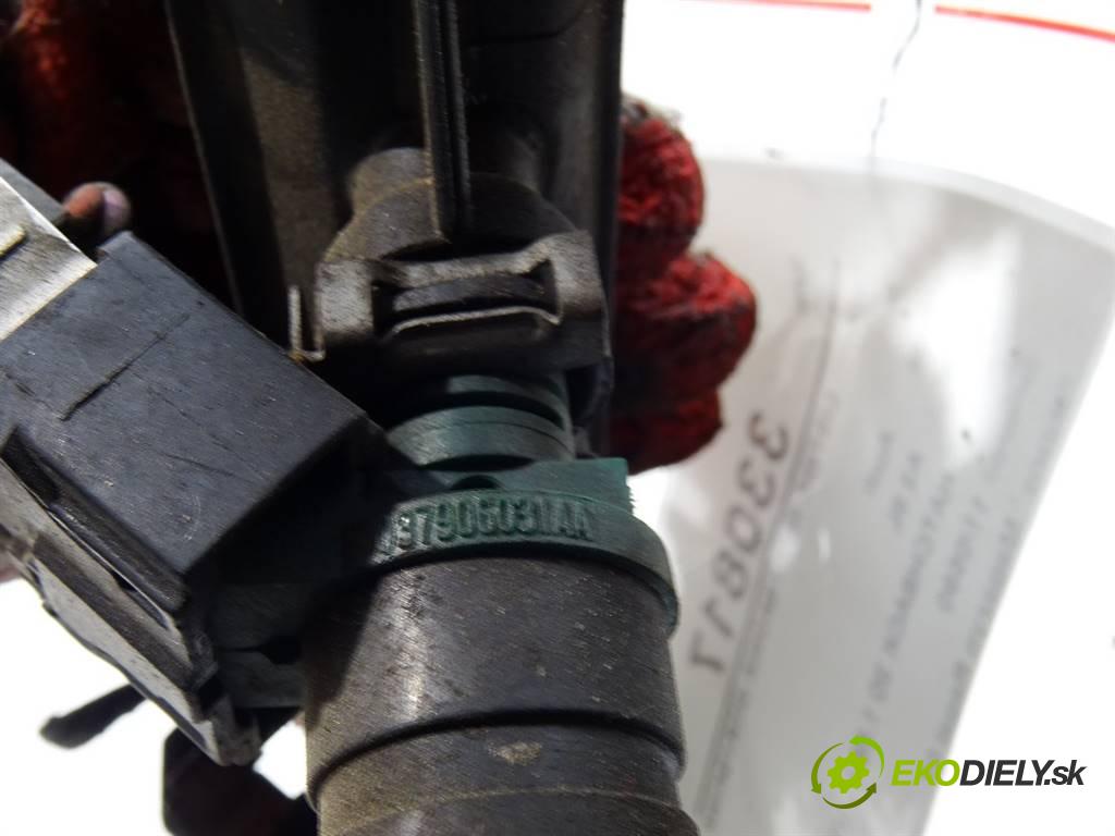 Audi A3 8L  1997 74 kW HATCHBACK 3D 1.6B 101KM 96-00 1600 Lišta vstrekovacia Vstrekovacie ventily 06A133317A (Vstrekovacie lišty)