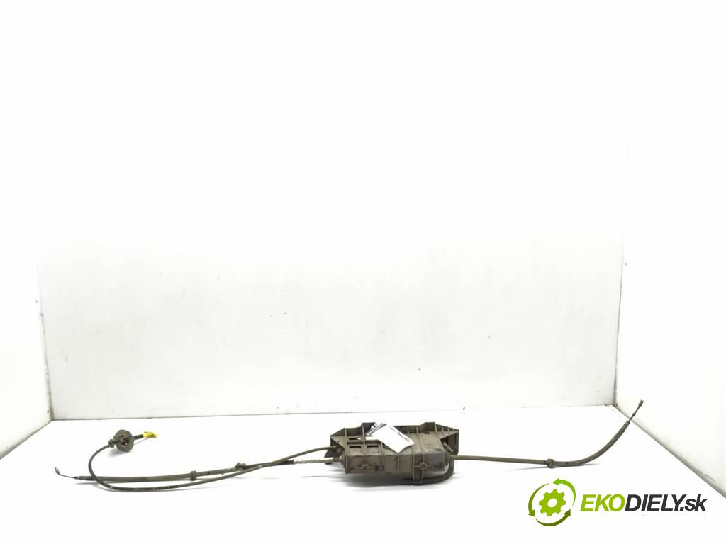 Renault Scenic II    1.5DCI 106KM 03-06  BRZDA: ručný elektrický 8200571486 (Ručné brzdy)