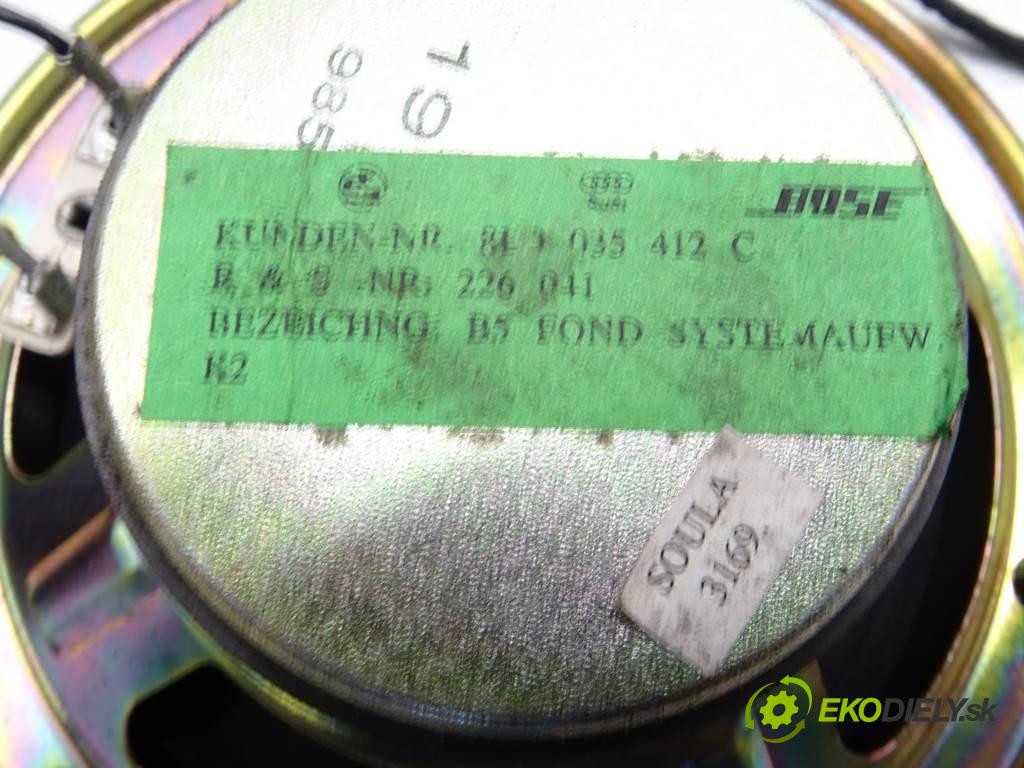 Audi A4 B5 FL    KOMBI 5D 1.8B 125KM 96-01  reproduktory BOSE 8D9035381B