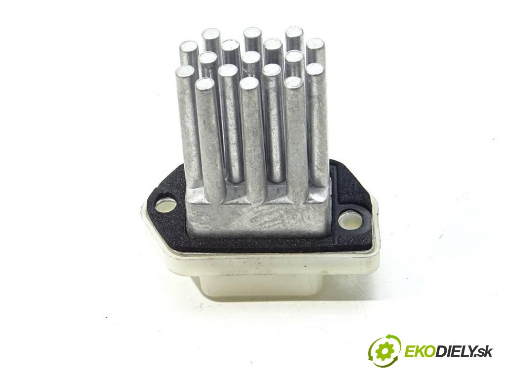 Nissan Primera P12  2002 93 kW KOMBI 5D 2.2Di 126KM 01-07 2200 Odpor, rezistor kúrenia vzduchu  (Odpory (rezistory) kúrenia)