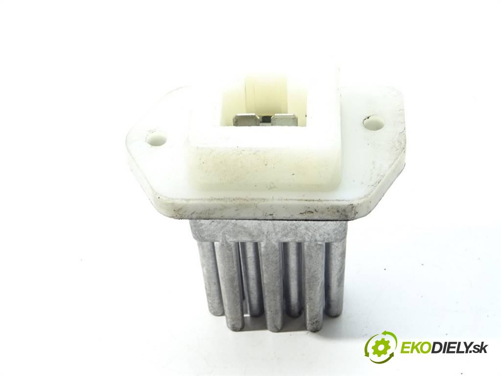 Nissan Primera P12  2002 93 kW KOMBI 5D 2.2Di 126KM 01-07 2200 Odpor, rezistor kúrenia vzduchu  (Odpory (rezistory) kúrenia)