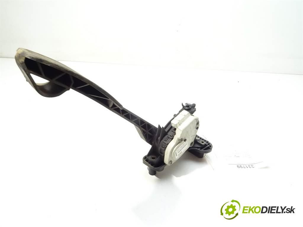 Volvo S80  2002 103 kW SEDAN 4D 2.4B BIFUEL CNG 140KM 98-06  2400 Potenciometer plynového pedálu 30636003 (Pedále)