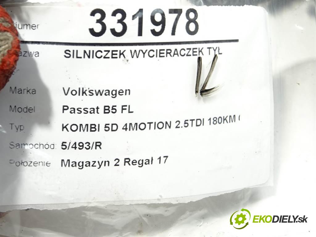 Volkswagen Passat B5 FL  2003 132 kW KOMBI 5D 4MOTION 2.5TDI 180KM 00-05 2500 motorek stěračů zadní část 3B9955711F