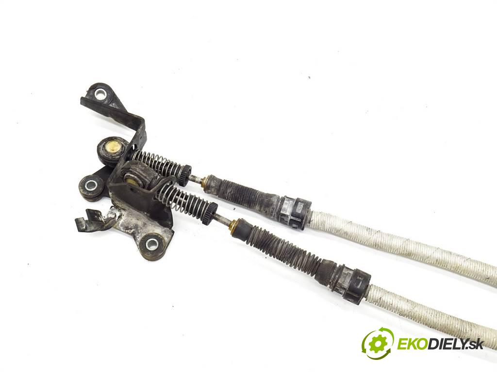 Audi A3 8L  1999 66 kW HATCHBACK 3D 1.9TDI 110KM 96-00 1900 Kulisa 1J0711061C (Rýchlostné páky / kulisy)