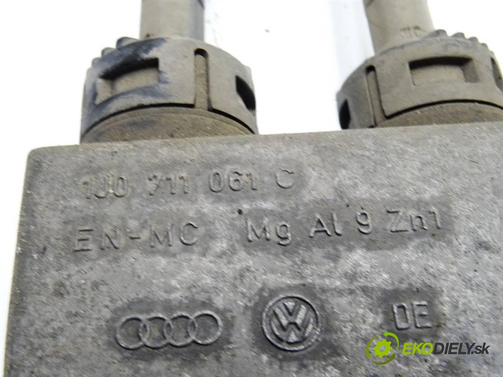 Audi A3 8L  1999 66 kW HATCHBACK 3D 1.9TDI 110KM 96-00 1900 Kulisa 1J0711061C (Rýchlostné páky / kulisy)