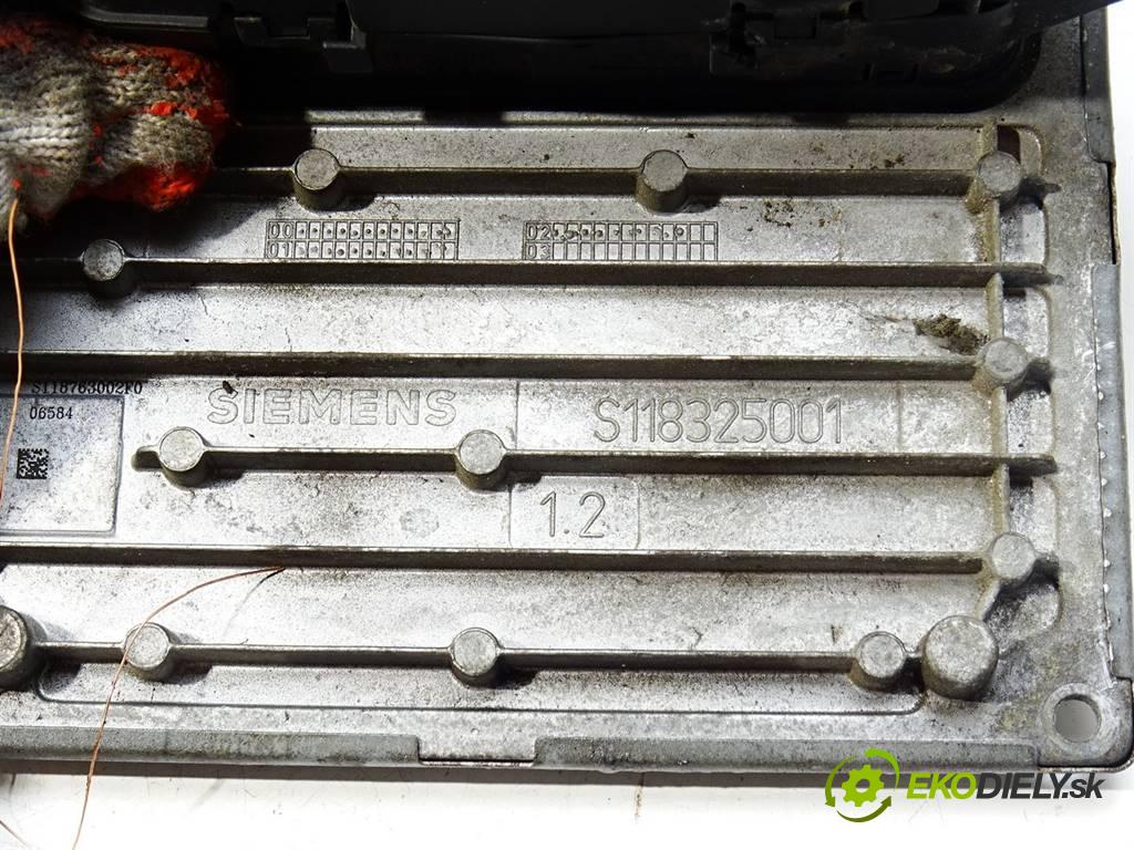 Ford Fiesta V  2002  HATCHBACK 5D 1.3B 69KM 02-08 1300 riadiaca jednotka Motor 2S6A-12A650-PC (Riadiace jednotky)