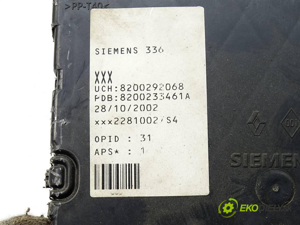 Renault Megane II    HATCHBACK 1.9DCI 120KM 02-08  Modul UCH 8200292068 (Ostatné)