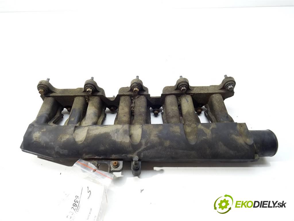 Ford Transit VI  2003 75km 2.0TDDI 75KM 00-06 2000 potrubí sání  (Sací potrubí)