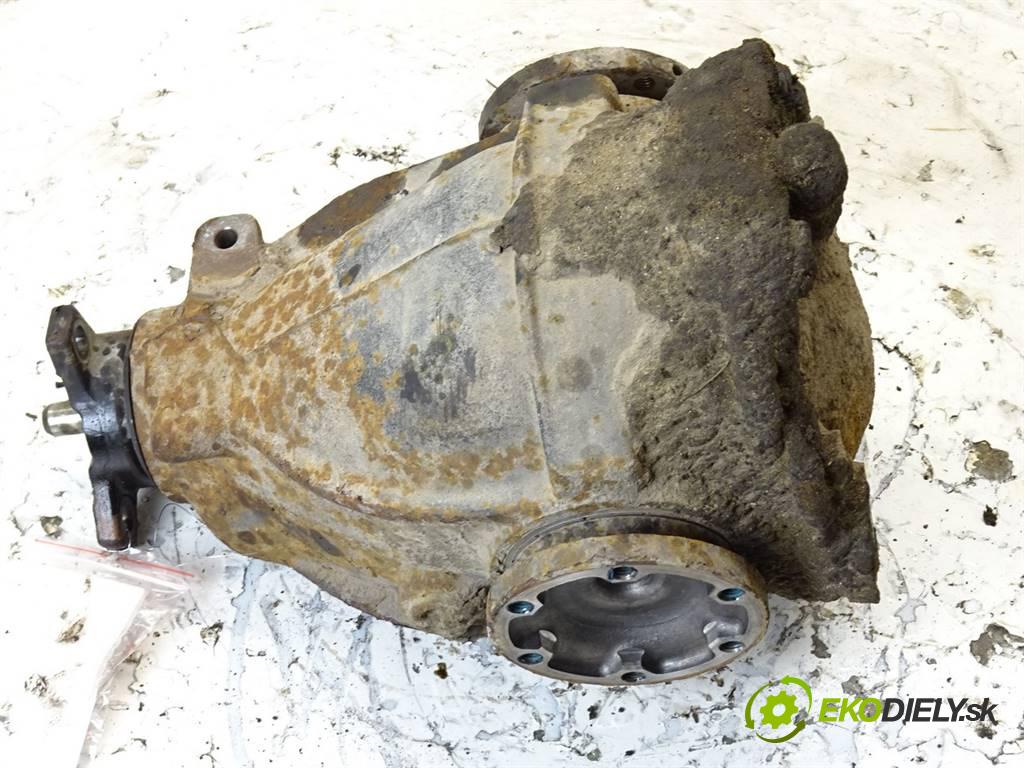 Mercedes-Benz C W202  2000 92 kW SEDAN 2.2CDI 125KM 93-00 2200 Most zad ,diferenciál  (Zadné)