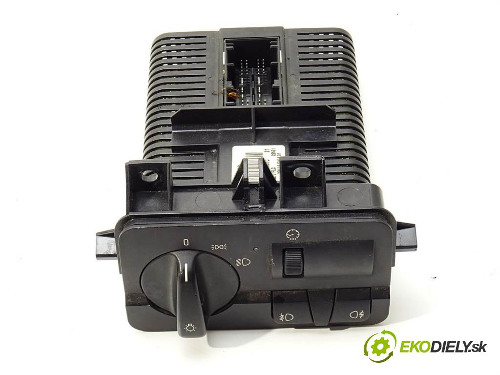 BMW 3 E46    A  spínač světel na přístrojové desce 6919832 (Ovládaní topení a přepínače)