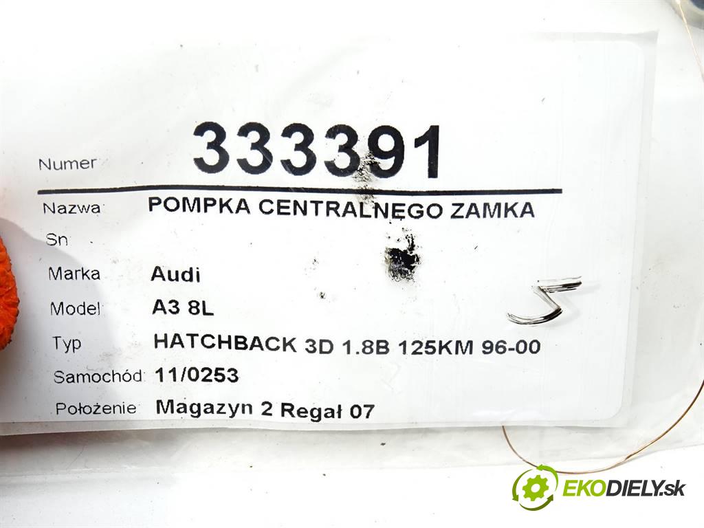 Audi A3 8L  1997 92 kW HATCHBACK 3D 1.8B 125KM 96-00 1800 pumpa centrálneho zámku 8L0862257D (Riadiace jednotky centrálneho zámku)