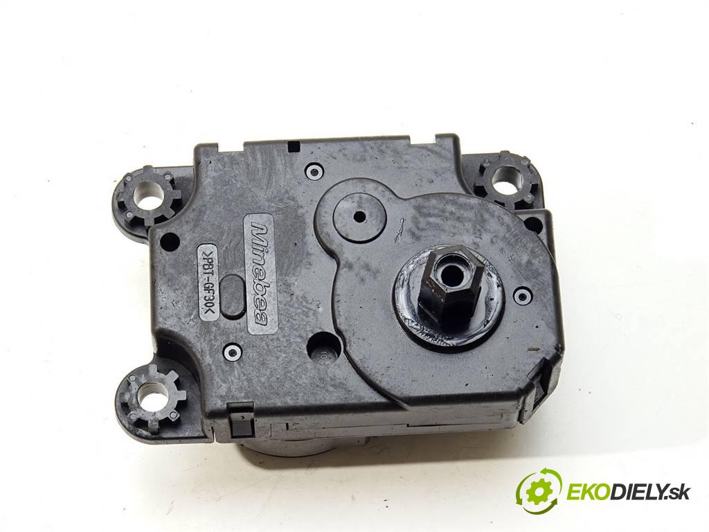 Mitsubishi Outlander III LIFT    .  Motorček kúrenia 2304197A (Motorčeky kúrenia)