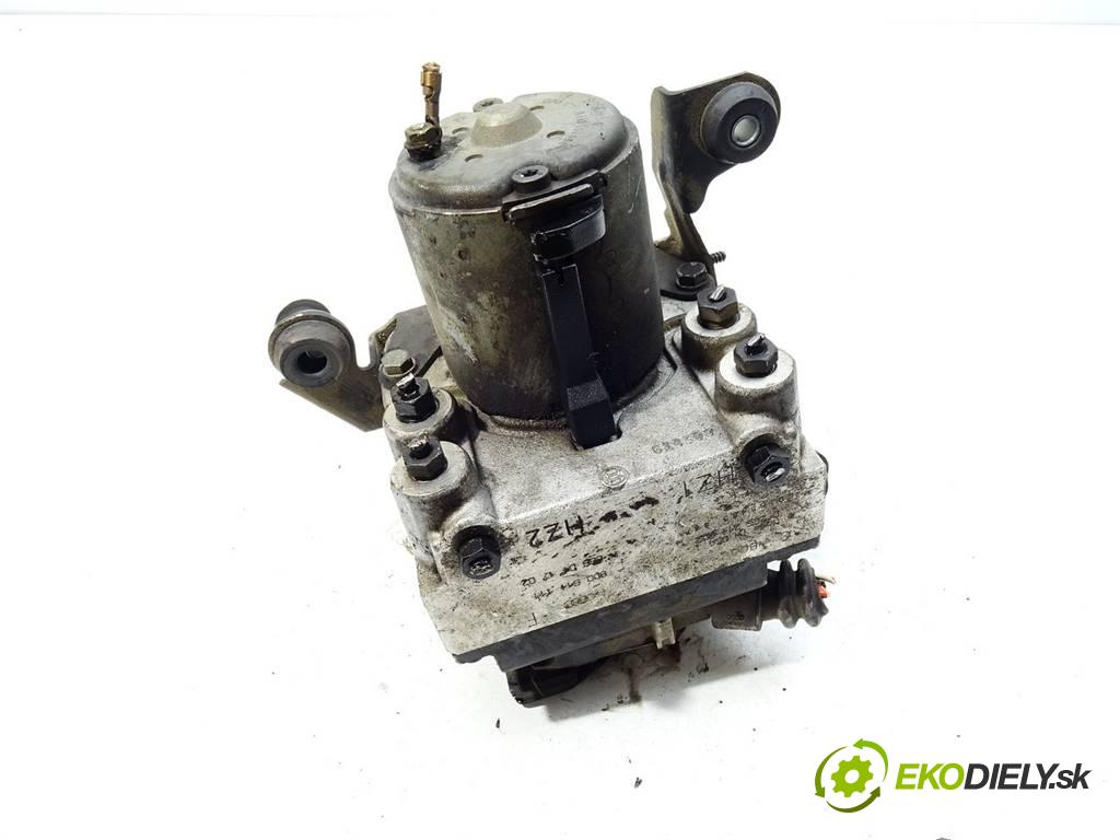 Audi A4 B5  1996 81 kW KOMBI 5D 1.9TDI 110KM 94-01 1900 Pumpa ABS 8D0614111 (Pumpy ABS)