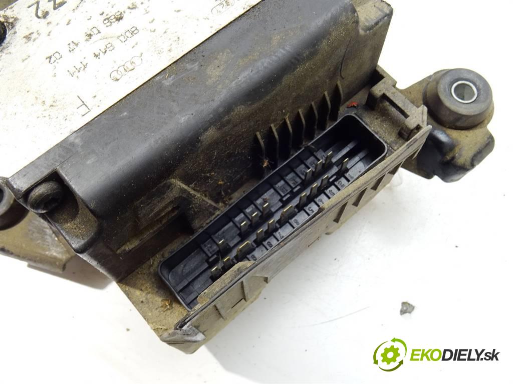 Audi A4 B5  1996 81 kW KOMBI 5D 1.9TDI 110KM 94-01 1900 Pumpa ABS 8D0614111 (Pumpy ABS)