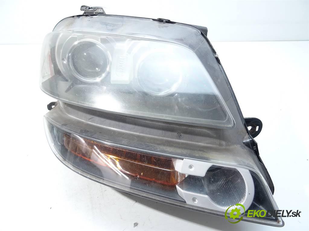 Fiat Ulysse II  2002 100 kW EVASION P 806 2.0B 136KM 02-11 2000 Svetlomet pravy 1494323080 (Pravé)